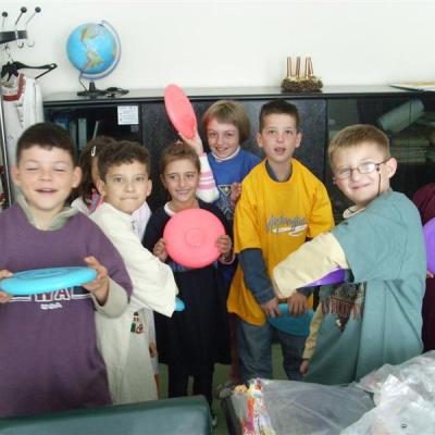 Frisbees 2